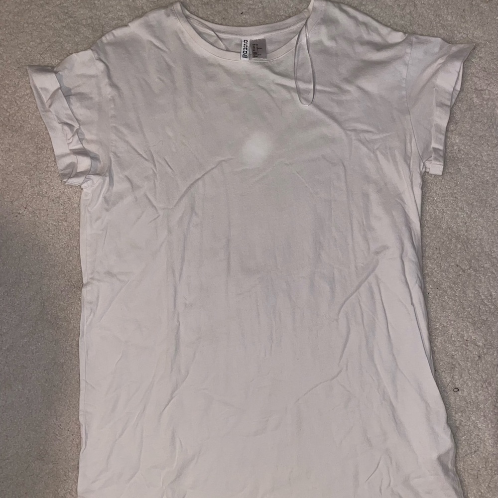 Long White T Shirt Cuffed Sleeves